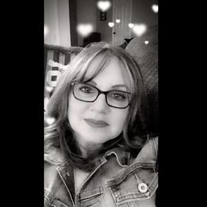 Meet your Posher, Laurie